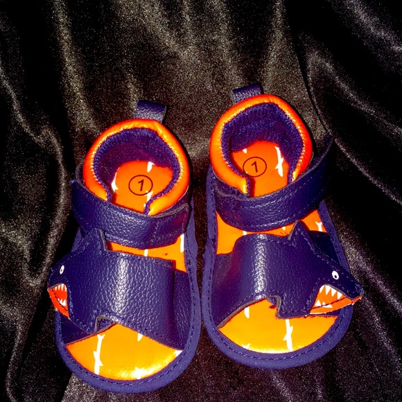 Velcro Sandals For Baby - Picture 1 of 5